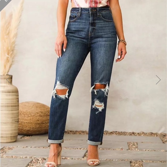 Buckle Denim - Willow + Root curvy mom jean